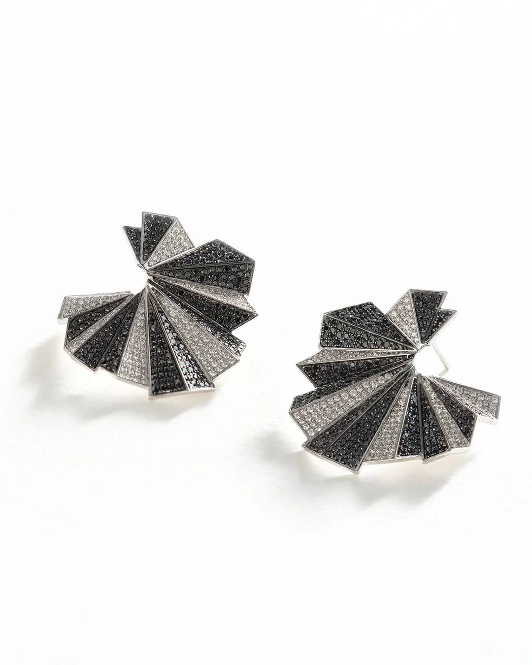 Akshita Rattha Earrings Arche Earrings