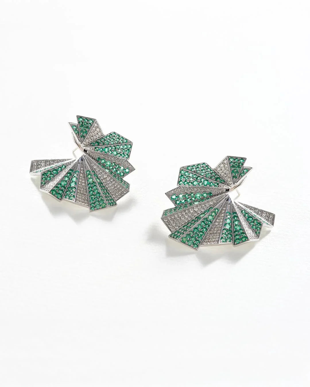 Akshita Rattha Earrings Arche Earrings - Emerald
