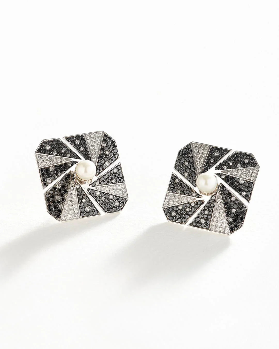Akshita Rattha Earrings Starburst Earrings